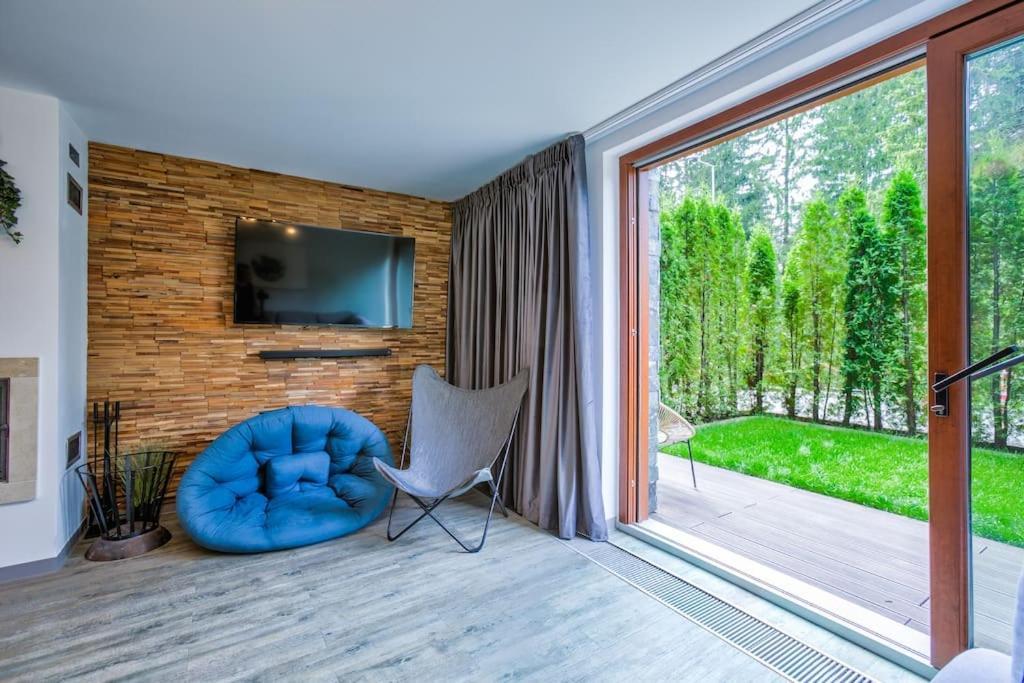 Splendor 3 Bedroom Flat In Silver Mountain ポイアナ・ブラショフ エクステリア 写真